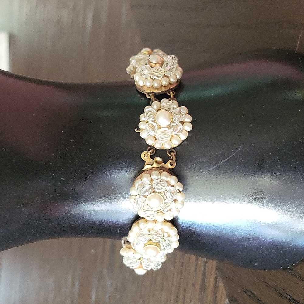 Vintage peral w/crystal bracelet - Picture 2 of 7